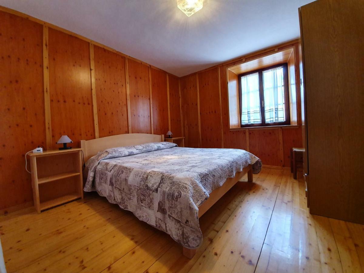 Casa Vacanze La Maddalena Sant'Orsola Eksteriør billede